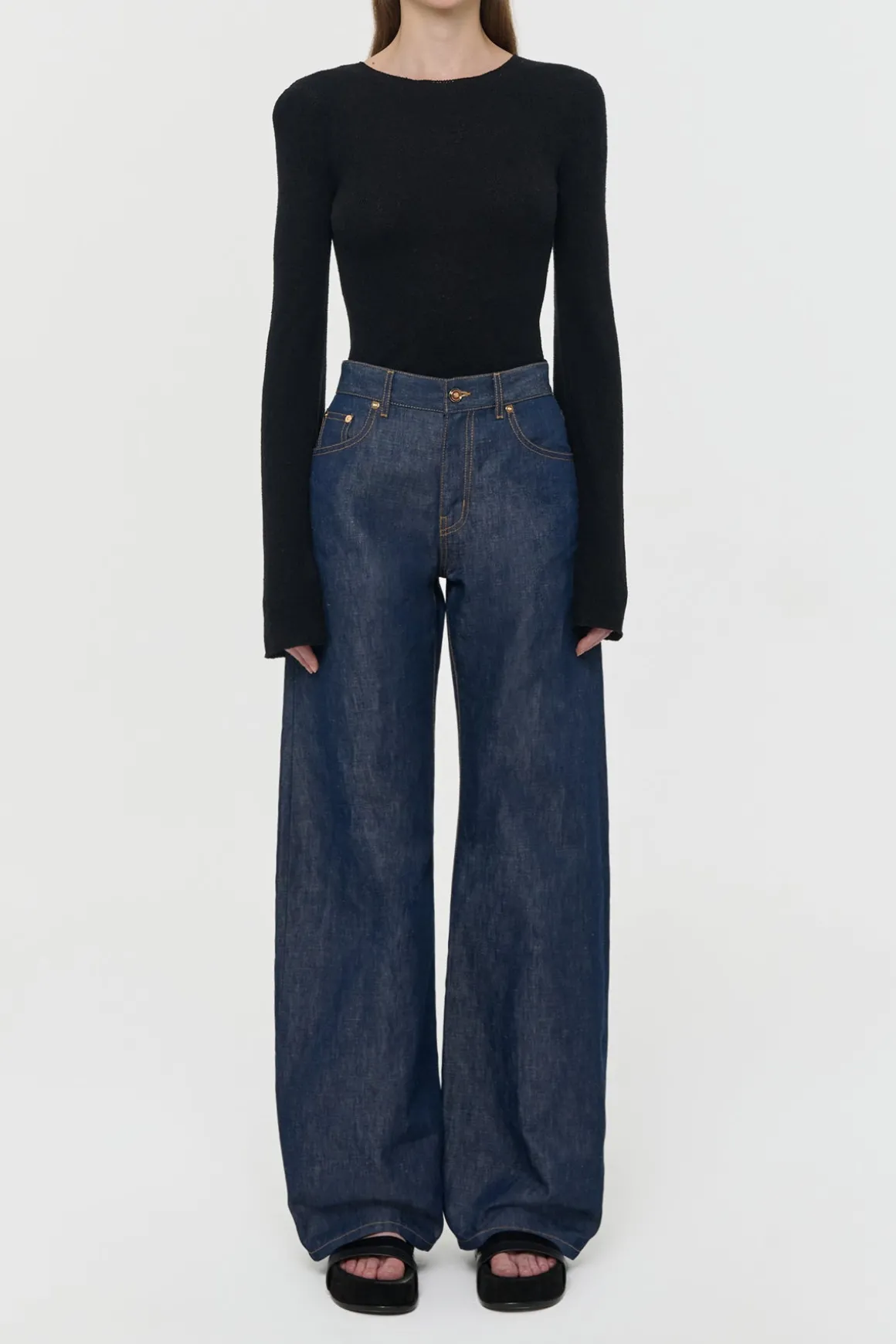 Amoret Barrel-leg Jean in Indigo Blue Recycled Cotton Linen Denim
