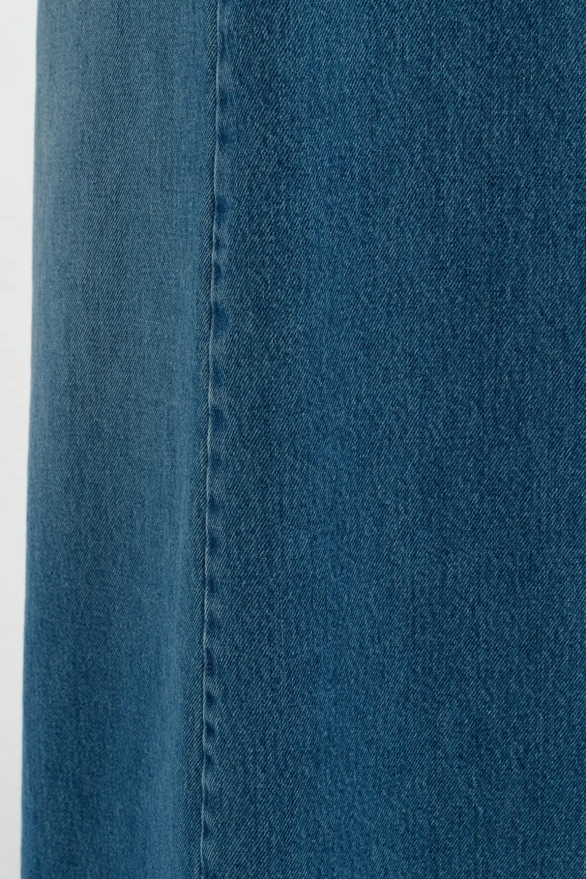 Brenn Wide-leg Jean in Uruguayan Blue Recycled Cotton Denim
