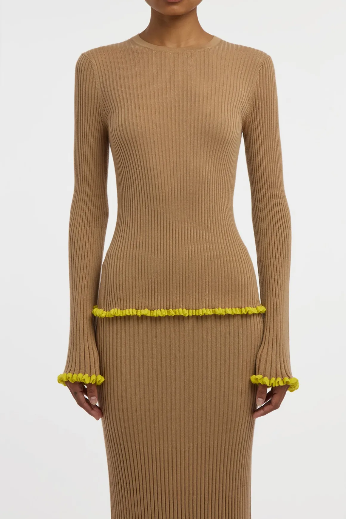 Erya Knit Crewneck Sweater in Camel Cashmere Silk