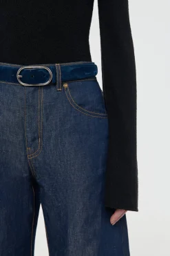 Link Buckle Belt in Navy Suede