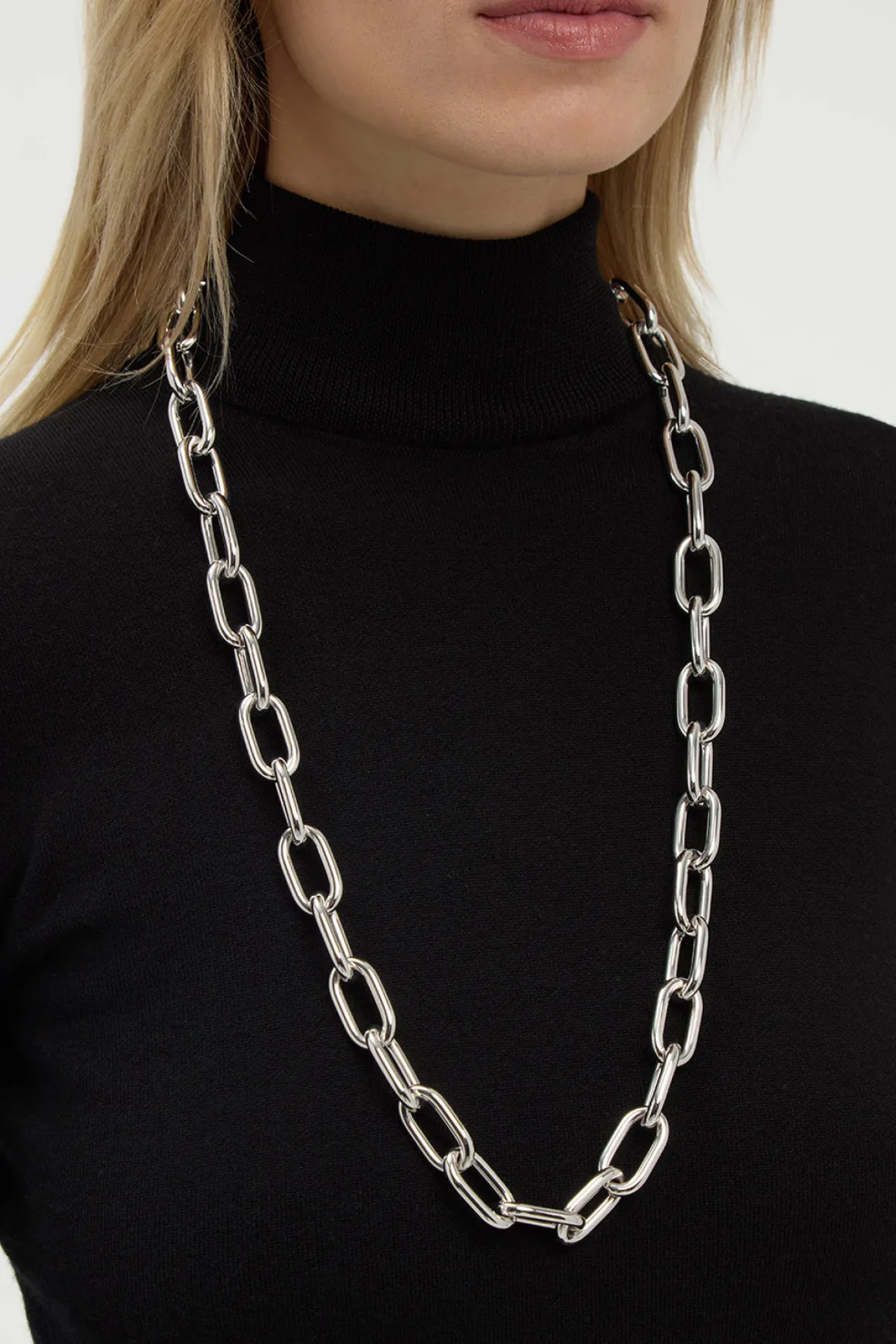 Medium Link Necklace in 18K White Gold (Classic Links)