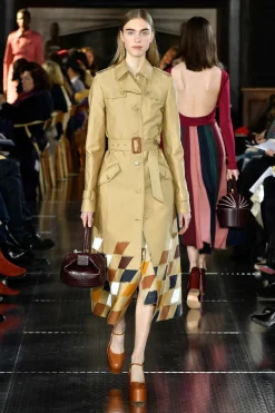 Nina Bag in Bordeaux Crocodile Leather