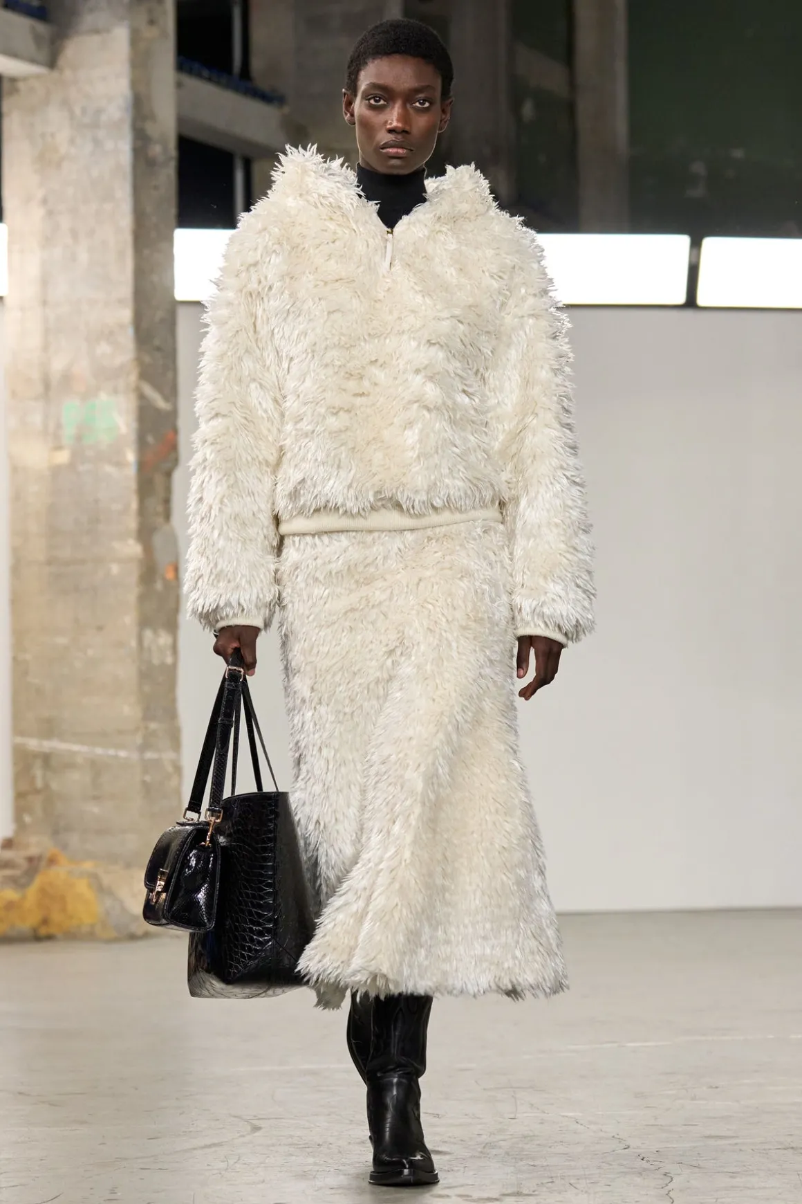 Orlando Hoodie in Ivory Silk Fur