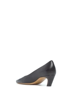 Peggy Pump in Black Nappa Leather