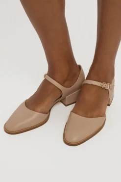 Riley Sandal in Nude Leather