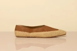 Strength Flat Shoe in Camel Suede & Natural Raffia