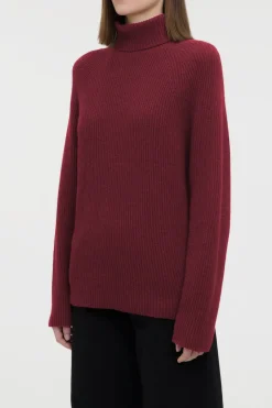 Wigman Knit Turtleneck Sweater in Bordeaux Cashmere