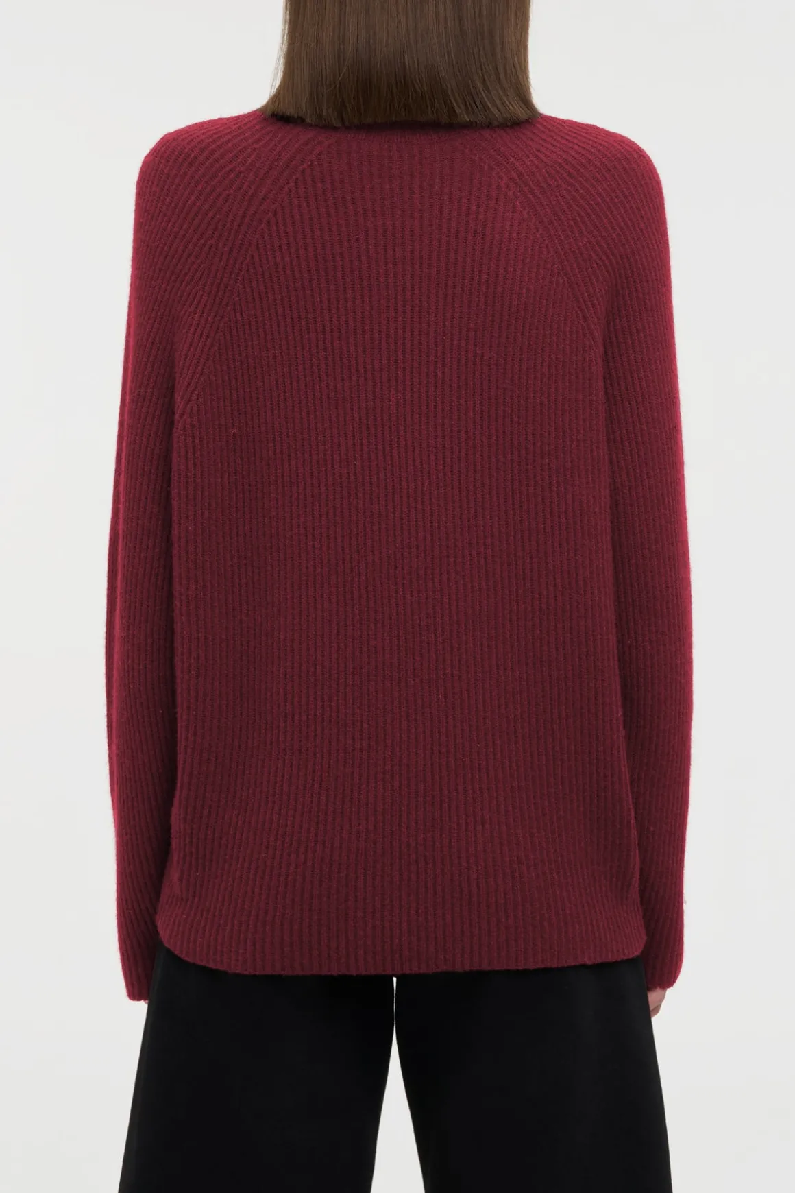 Wigman Knit Turtleneck Sweater in Bordeaux Cashmere