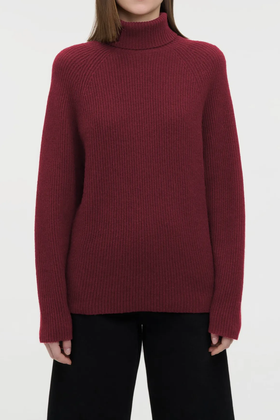 Wigman Knit Turtleneck Sweater in Bordeaux Cashmere